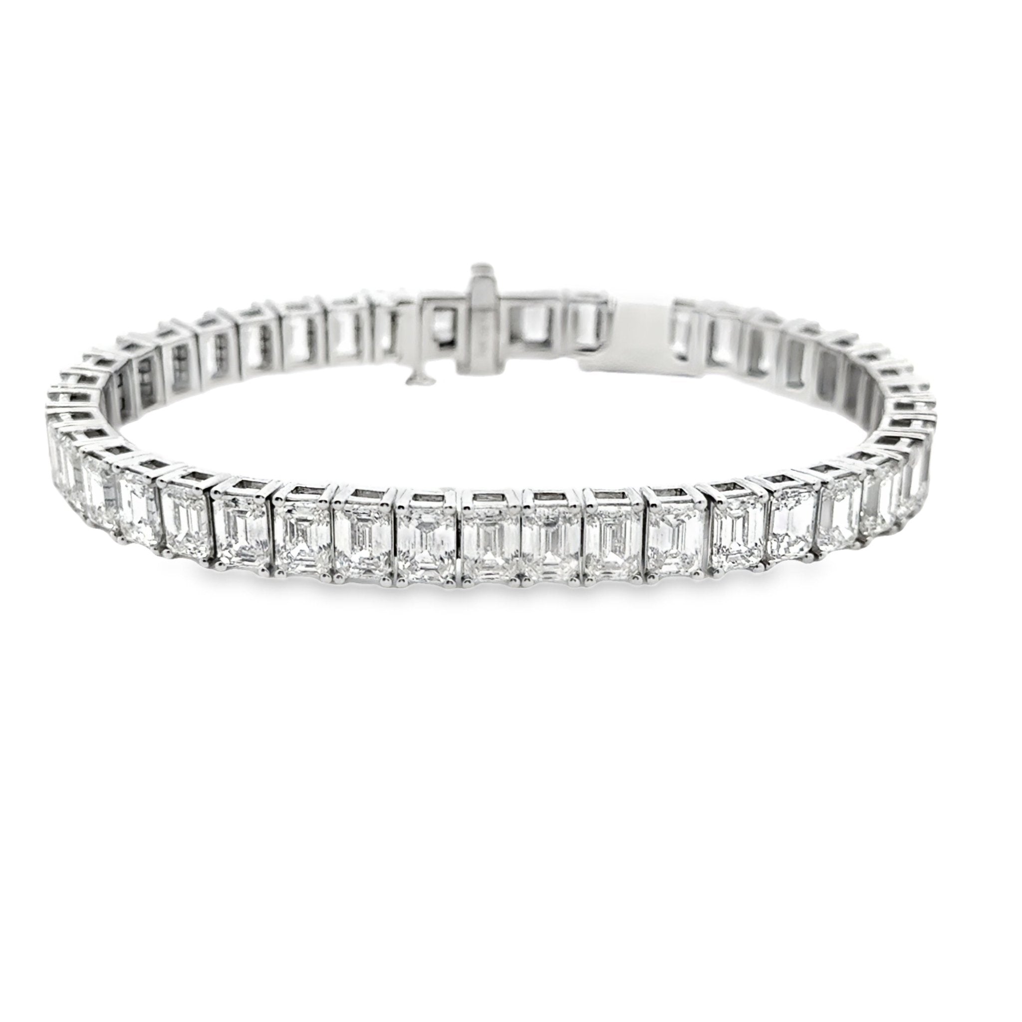 14k white gold emerald cut dia - Kelly Wade Jewelers