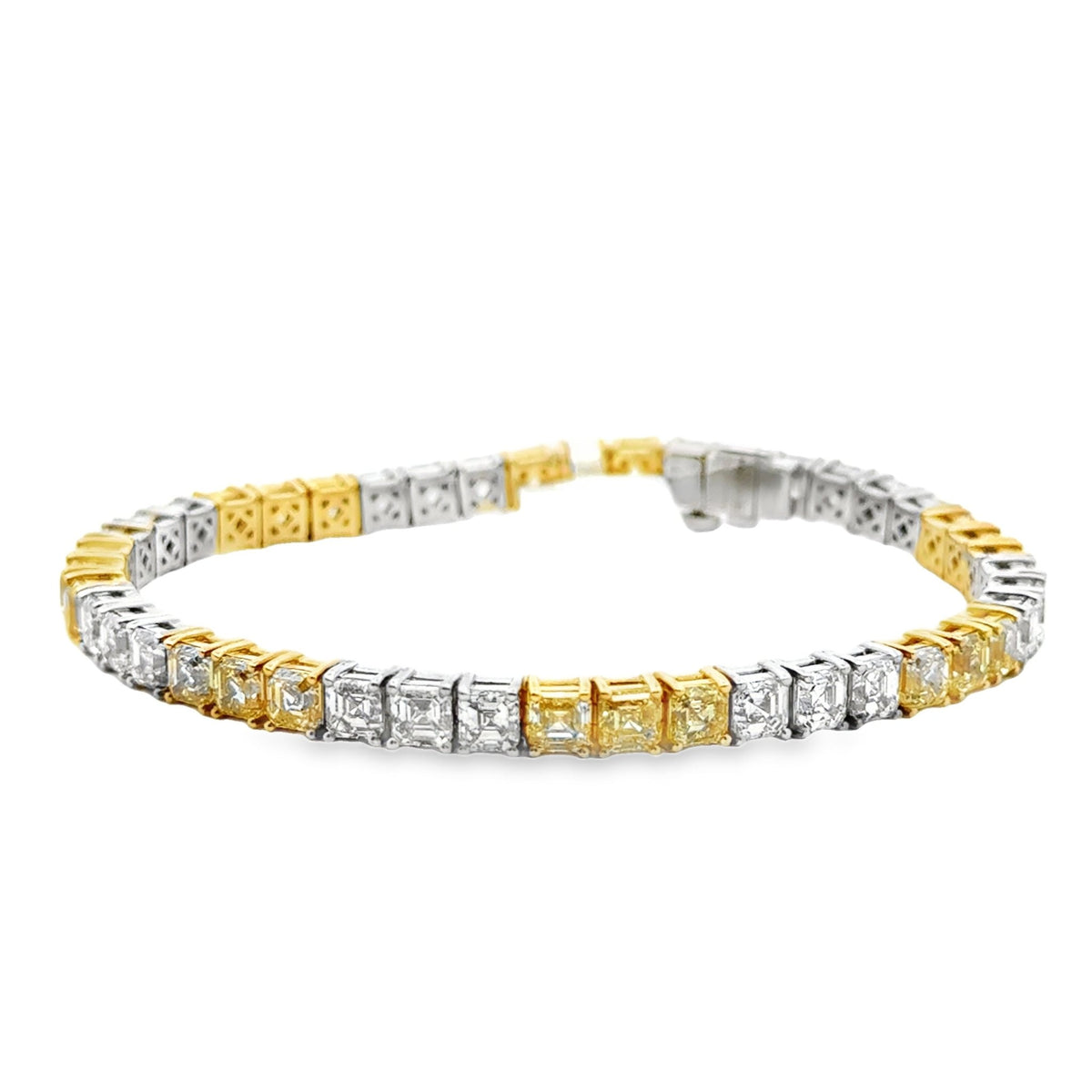 18k two tone alternating every - Kelly Wade Jewelers