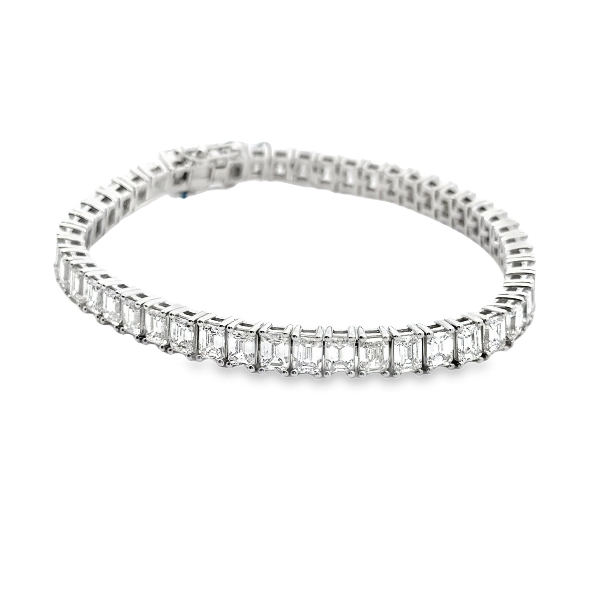 Emerald Cut Tennis Bracelet - Kelly Wade Jewelers