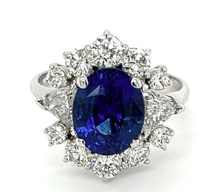 Estate 18k white gold oval blu - Kelly Wade Jewelers
