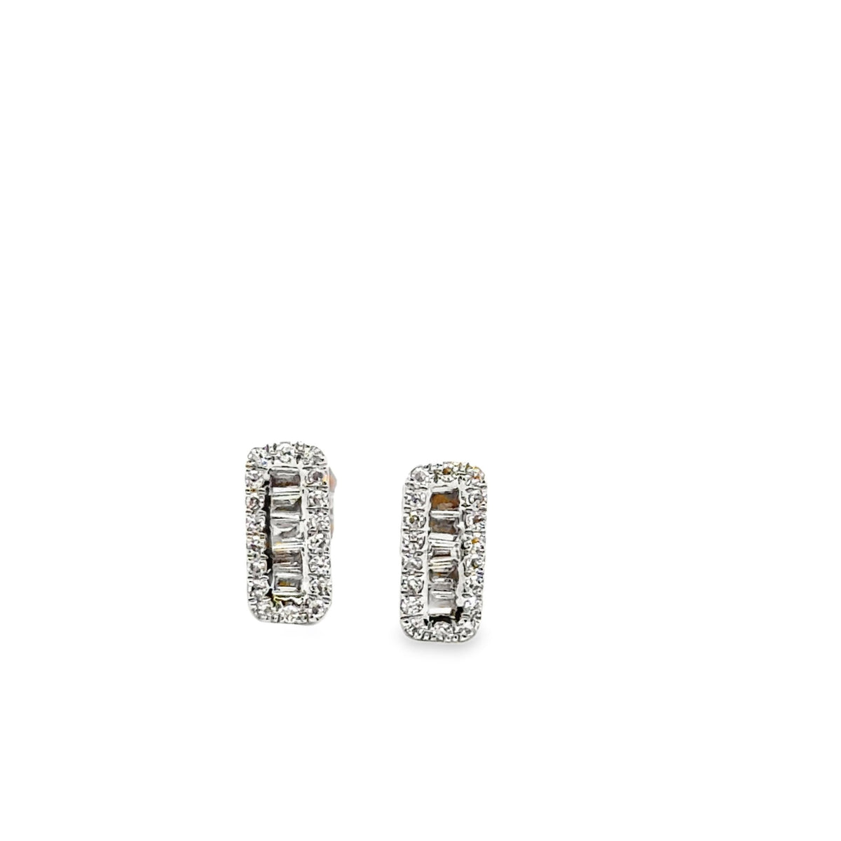 14k white gold diamond baguett - Kelly Wade Jewelers