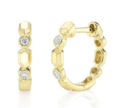 14k yellow gold bezel set diam - Kelly Wade Jewelers