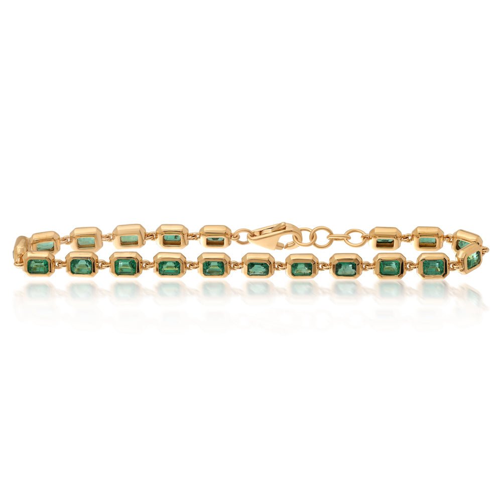 14k yellow gold bezel set emer - Kelly Wade Jewelers