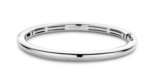 Sterling silver rounded bangle