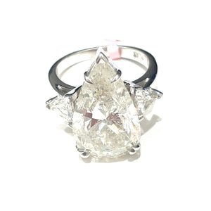 
                
                    Load image into Gallery viewer, Platinum pear shaped diamond c
                
            