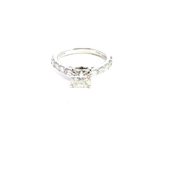 Platinum princes cut diamond w