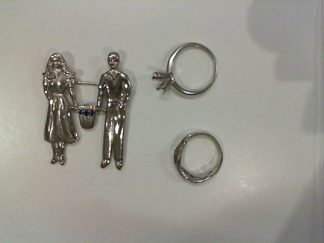 39.88 g plat. mountings at 138 - Kelly Wade Jewelers