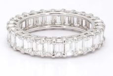 Platinum 22 emerald cut diamon
