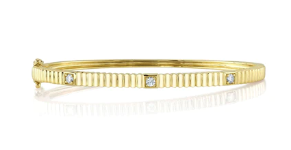 14k yellow gold strie with 3 d