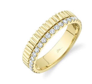 Gold and Diamond Strie Ring