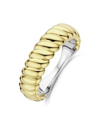 Scalloped Ring - Kelly Wade Jewelers