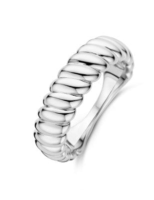 Scroll Scalloped Ring - Kelly Wade Jewelers
