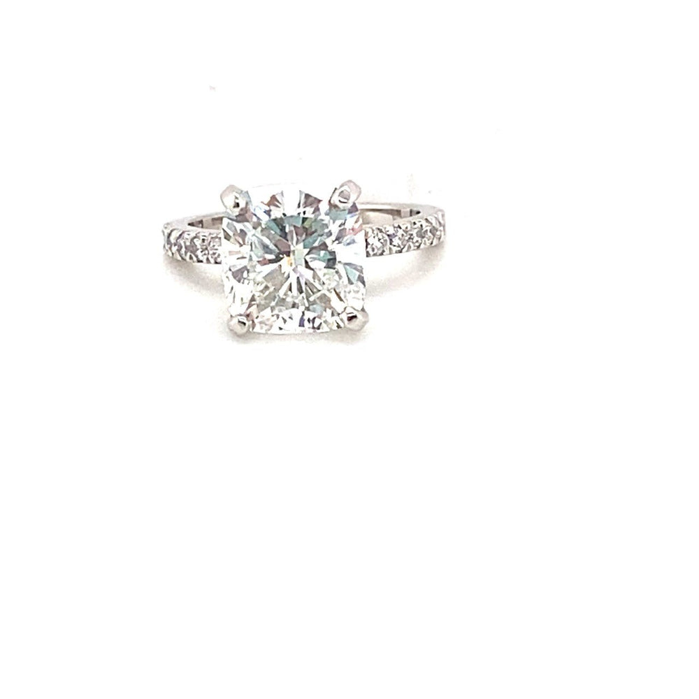
                
                    Load image into Gallery viewer, Platinum cushion cut diamond 5 - Kelly Wade Jewelers Store
                
            